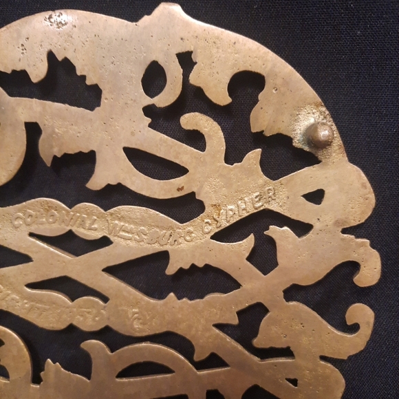Vintage Virginia Metalcrafters Colonial Williamsburg Cypher Brass Trivet CW10-14 - Picture 6 of 8
